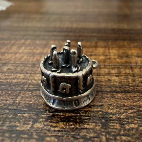 Vintage Sterling Silver Birthday Cake Charm - Picture 3 of 6